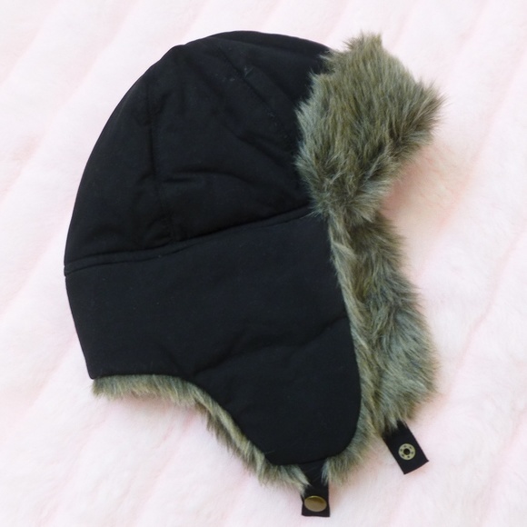 eddie bauer hat with ear flaps